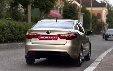 KIA Rio III рестайлинг, 2013 год, 880 000 рублей, 6 фотография