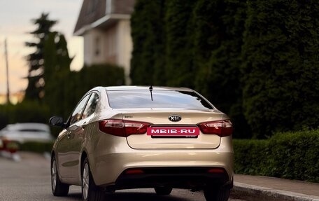 KIA Rio III рестайлинг, 2013 год, 880 000 рублей, 5 фотография