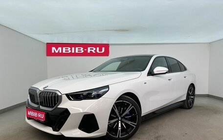 BMW 5 серия, 2023 год, 7 770 000 рублей, 1 фотография