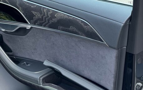 Audi A8, 2025 год, 20 000 000 рублей, 27 фотография