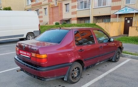 Volkswagen Vento, 1992 год, 110 000 рублей, 5 фотография