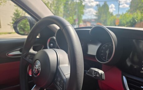Alfa Romeo Giulia II, 2020 год, 3 060 000 рублей, 29 фотография