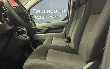 Opel Vivaro, 2023 год, 2 940 000 рублей, 10 фотография