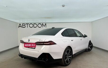 BMW 5 серия, 2023 год, 7 770 000 рублей, 2 фотография