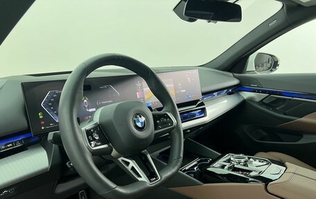 BMW 5 серия, 2023 год, 7 770 000 рублей, 15 фотография
