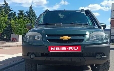 Chevrolet Niva I рестайлинг, 2017 год, 750 000 рублей, 5 фотография