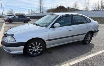 Toyota Avensis III рестайлинг, 2001 год, 350 000 рублей, 1 фотография