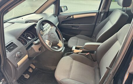 Opel Zafira B, 2008 год, 700 000 рублей, 9 фотография