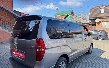 Hyundai Grand Starex Grand Starex I рестайлинг 2, 2015 год, 2 200 000 рублей, 6 фотография