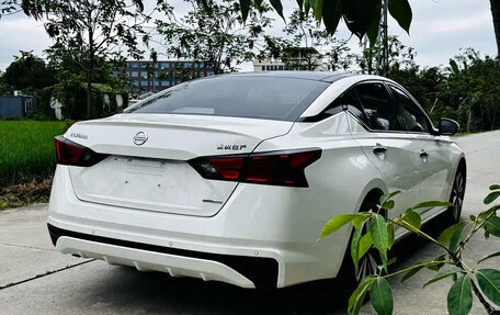 Nissan Altima VI (L34), 2022 год, 1 300 000 рублей, 6 фотография