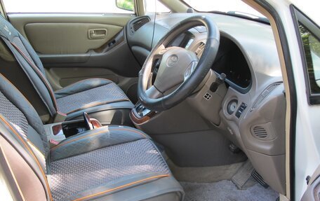 Toyota Harrier, 2002 год, 988 000 рублей, 8 фотография
