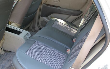 Toyota Harrier, 2002 год, 988 000 рублей, 14 фотография