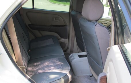 Toyota Harrier, 2002 год, 988 000 рублей, 10 фотография