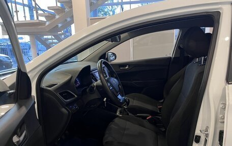 Hyundai Solaris II рестайлинг, 2018 год, 938 000 рублей, 16 фотография