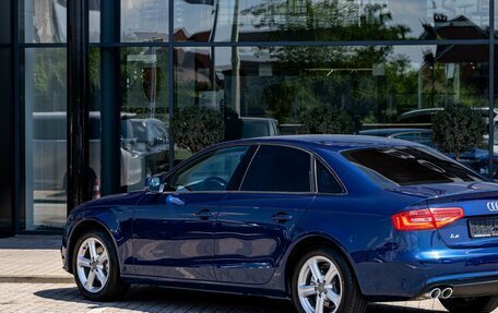 Audi A4, 2015 год, 1 395 000 рублей, 9 фотография