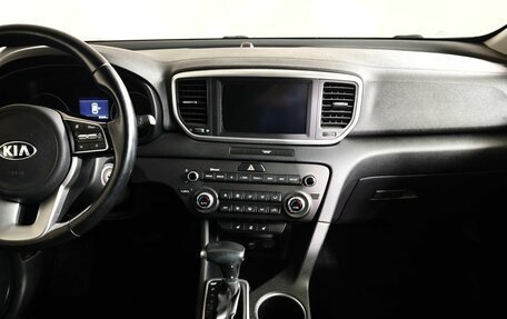 KIA Sportage IV рестайлинг, 2020 год, 2 091 000 рублей, 13 фотография