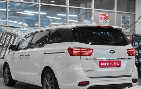 KIA Carnival III, 2019 год, 2 499 000 рублей, 4 фотография