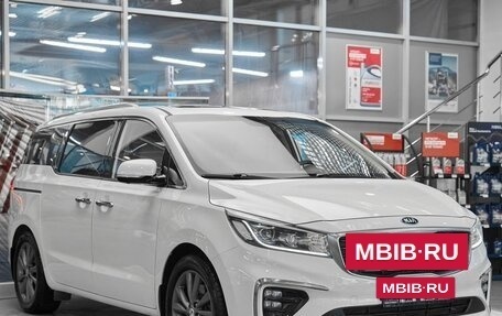 KIA Carnival III, 2019 год, 2 499 000 рублей, 3 фотография