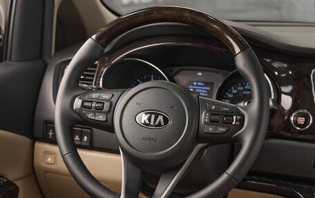 KIA Carnival III, 2019 год, 2 499 000 рублей, 13 фотография
