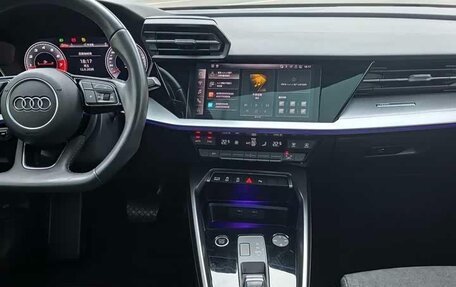 Audi A3, 2023 год, 2 010 000 рублей, 8 фотография