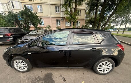 Opel Astra J, 2013 год, 500 000 рублей, 2 фотография