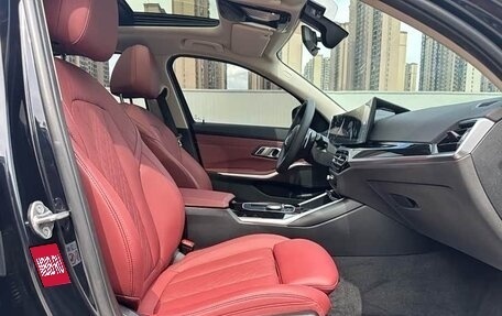 BMW 3 серия, 2023 год, 2 970 000 рублей, 16 фотография