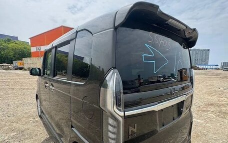 Honda N-BOX II, 2022 год, 1 100 000 рублей, 3 фотография