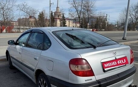 Toyota Avensis III рестайлинг, 2001 год, 350 000 рублей, 11 фотография