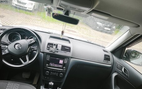 Skoda Yeti I рестайлинг, 2017 год, 1 540 000 рублей, 20 фотография