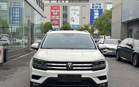 Volkswagen Tharu, 2022 год, 1 406 500 рублей, 2 фотография