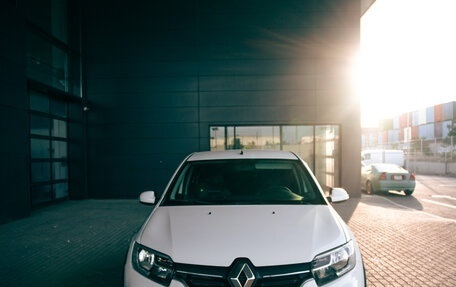 Renault Logan II, 2019 год, 1 000 049 рублей, 2 фотография