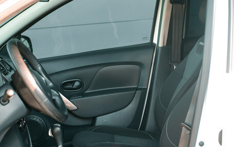Renault Logan II, 2019 год, 1 000 049 рублей, 14 фотография