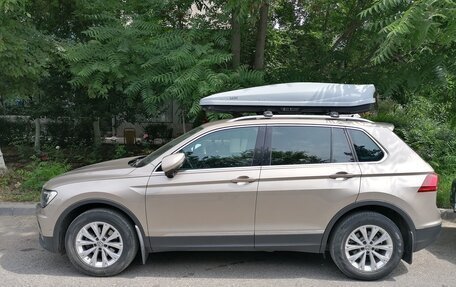 Volkswagen Tiguan II, 2018 год, 2 550 000 рублей, 2 фотография