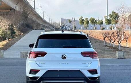 Volkswagen T-Roc I, 2022 год, 1 870 000 рублей, 5 фотография