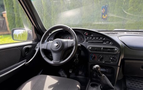 Chevrolet Niva I рестайлинг, 2009 год, 440 000 рублей, 10 фотография