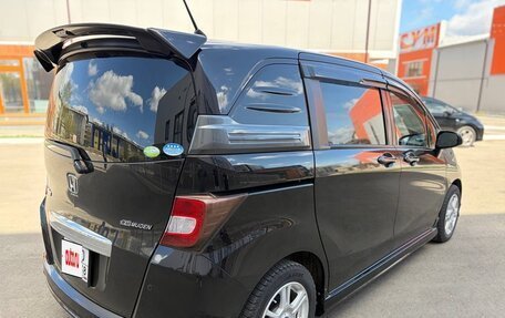 Honda Freed I, 2010 год, 910 000 рублей, 8 фотография