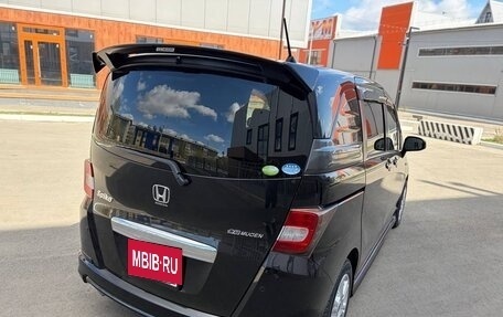 Honda Freed I, 2010 год, 910 000 рублей, 10 фотография