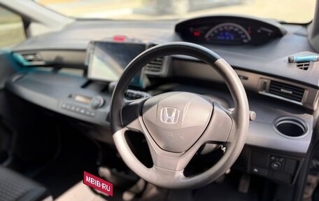 Honda Freed I, 2010 год, 910 000 рублей, 37 фотография