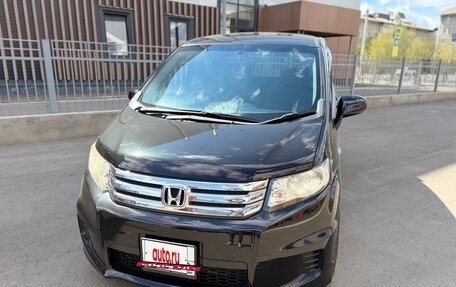 Honda Freed I, 2010 год, 910 000 рублей, 40 фотография