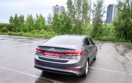 Hyundai Elantra VI рестайлинг, 2016 год, 1 250 000 рублей, 3 фотография