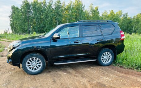 Toyota Land Cruiser Prado 150 рестайлинг 2, 2016 год, 3 600 000 рублей, 8 фотография