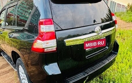 Toyota Land Cruiser Prado 150 рестайлинг 2, 2016 год, 3 600 000 рублей, 9 фотография