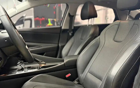 Hyundai Elantra, 2022 год, 1 389 800 рублей, 10 фотография