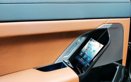 BMW 7 серия, 2025 год, 14 800 000 рублей, 28 фотография