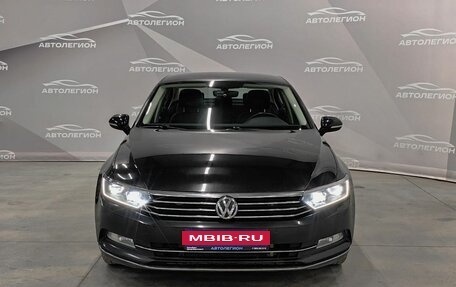 Volkswagen Passat B8 рестайлинг, 2017 год, 1 900 000 рублей, 1 фотография