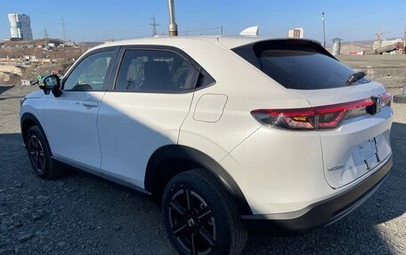 Honda Vezel, 2023 год, 1 950 000 рублей, 4 фотография