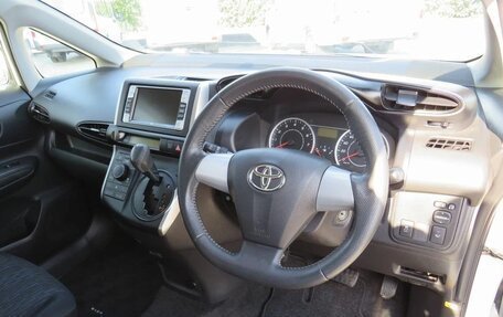 Toyota Wish II, 2013 год, 1 100 000 рублей, 12 фотография
