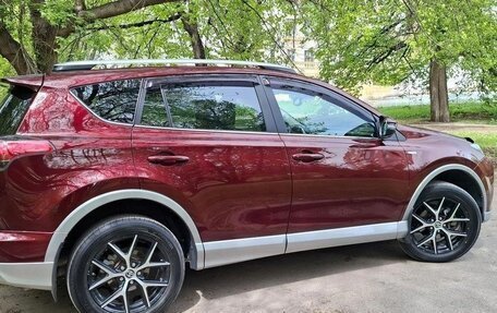 Toyota RAV4, 2019 год, 2 000 000 рублей, 5 фотография