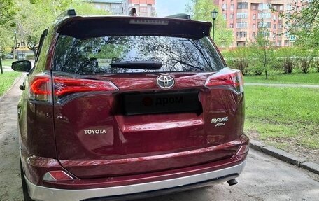 Toyota RAV4, 2019 год, 2 000 000 рублей, 3 фотография