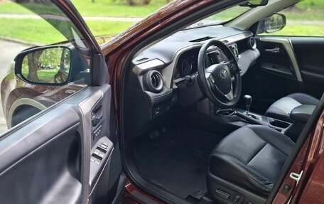 Toyota RAV4, 2019 год, 2 000 000 рублей, 9 фотография
